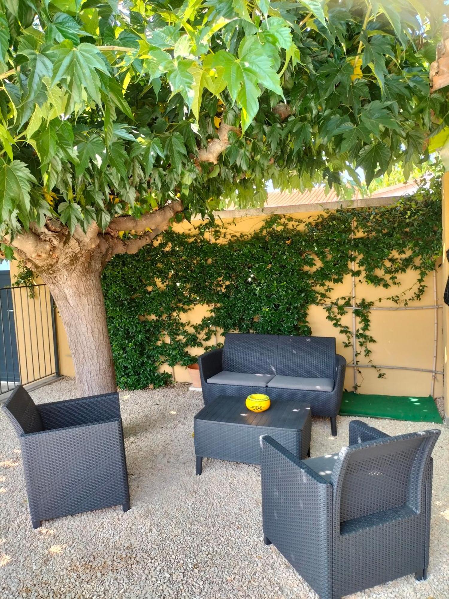 Maison Provencale Spa Sauna Piscine Molleges Kültér fotó